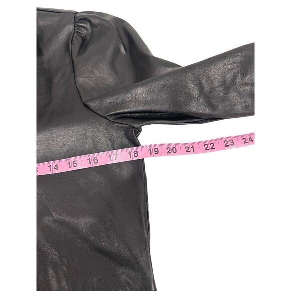 Lulu’s Black Faux Leather Jacket Shacket Puff Shoulder Womens Small - Picture 7 of 8